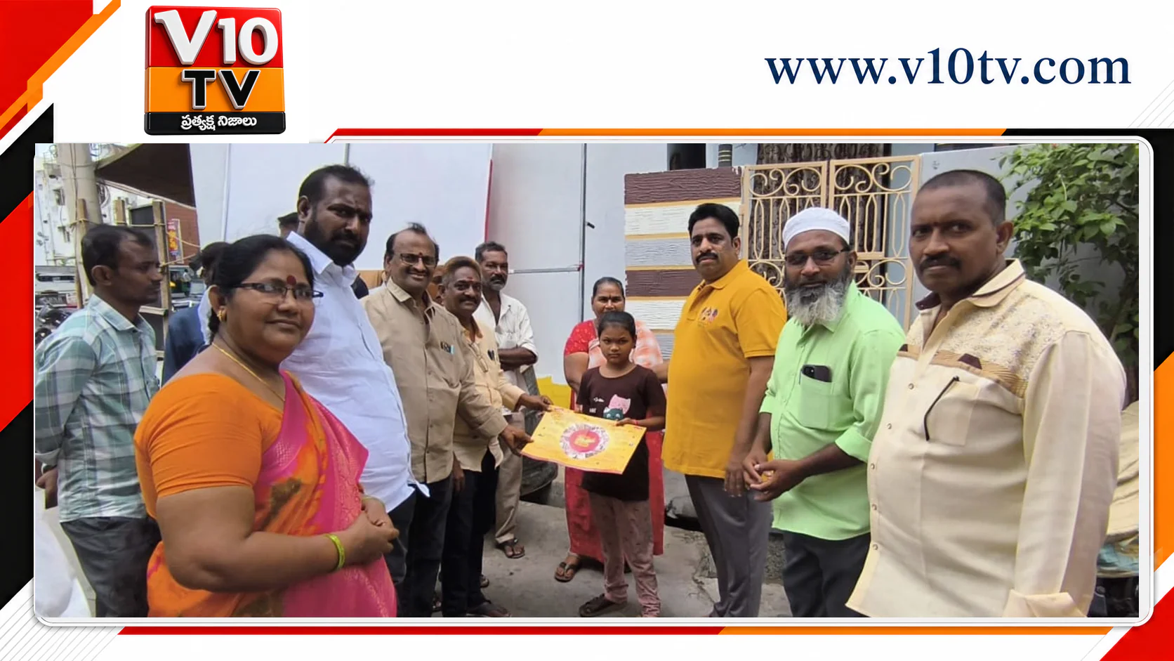 ఇంటింటికీ వెళ్లి.. సమస్యలు తెలుసుకుంటూ — చిత్రం 1
