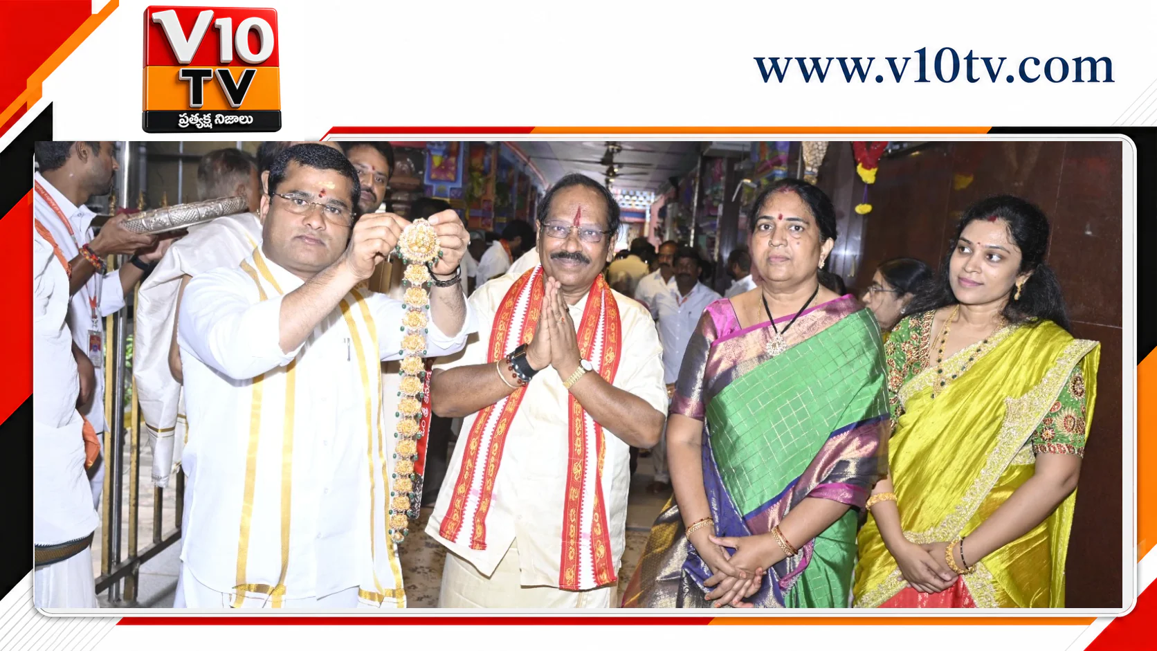 దుర్గమ్మకు స్వర్ణ జడ సమర్పణ — చిత్రం 2