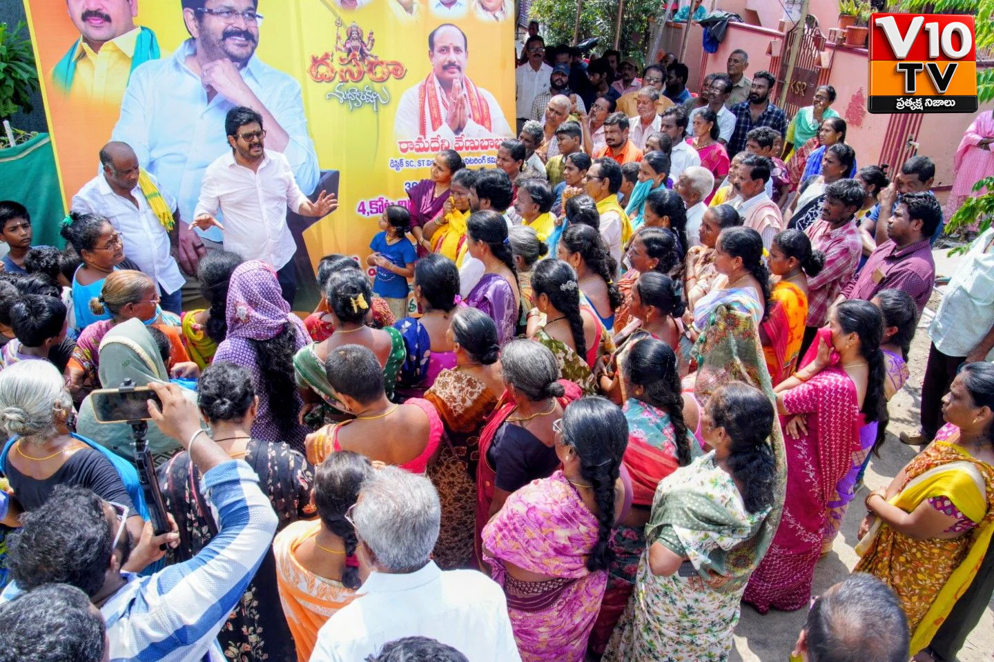 గుడివాడలో రూ.5.80 కోట్లతో 16 సీసీ రోడ్లు — చిత్రం 2